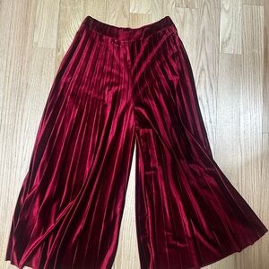 Elegant Red Wide Leg Pleated Pants